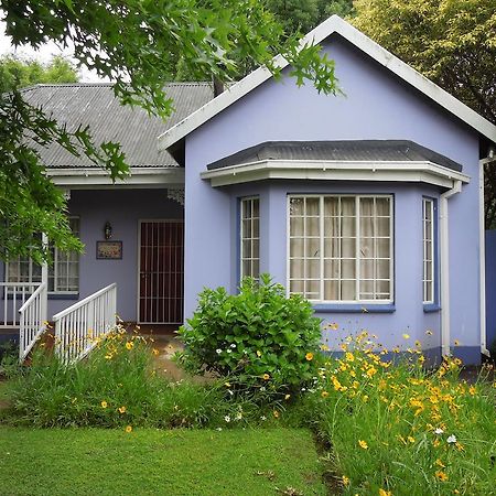 Lilac Lodge-Purple House Уинтертон Номер фото